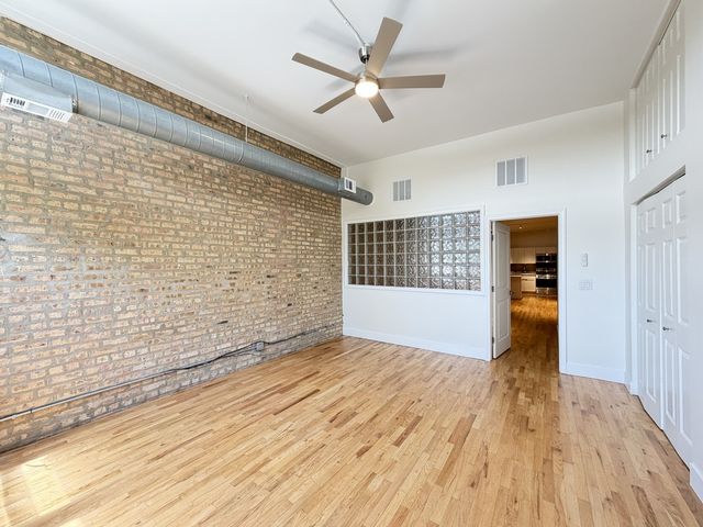 3138 N Lincoln Avenue 1R, Chicago, IL 60657