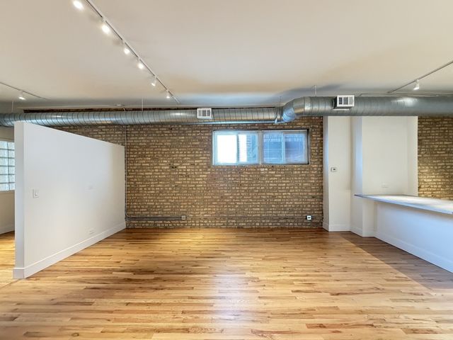 3138 N Lincoln Avenue 1R, Chicago, IL 60657