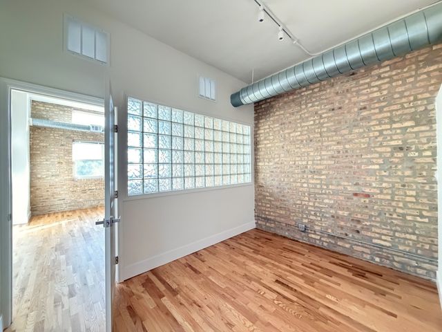 3138 N Lincoln Avenue 1R, Chicago, IL 60657