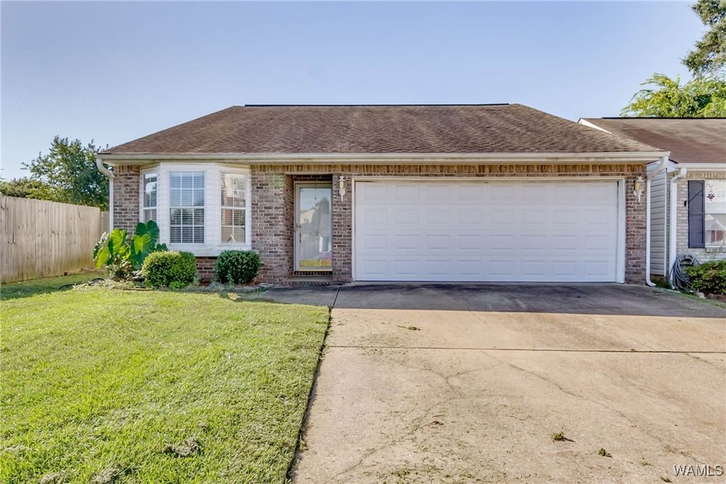 1359 Southern Gardens, Tuscaloosa, AL 35404