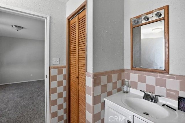 21101 Hacienda Boulevard, California City, CA 93505