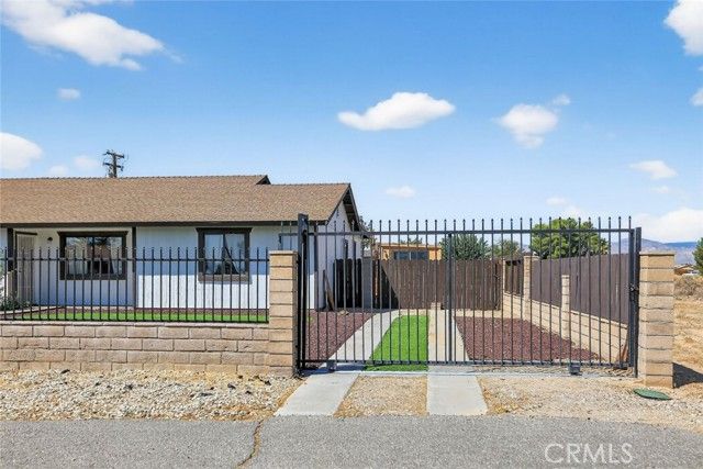 21101 Hacienda Boulevard, California City, CA 93505