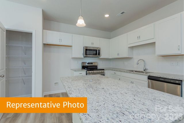 5338 Porterhouse Way 4A, Charlotte, NC 28215