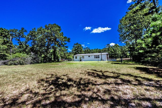 78 Haas Road, Huntsville, TX 77320