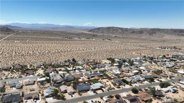 6829 Quail Spring, 29 Palms, CA 92277