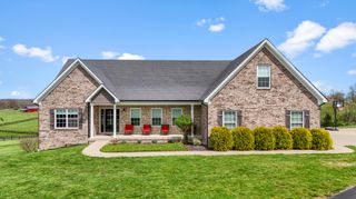 112 Fairfield Farm Road, Georgetown, KY 40324