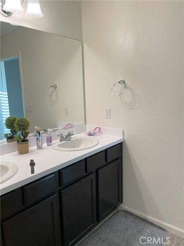 2948 N Church, Visalia, CA 93291