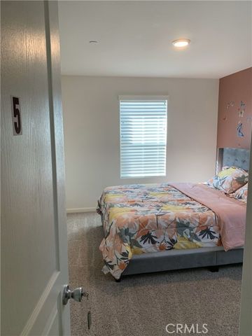 2948 N Church, Visalia, CA 93291