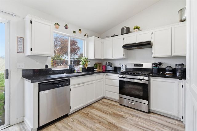 1773 W Willow Park Way, Stockton, CA 95206