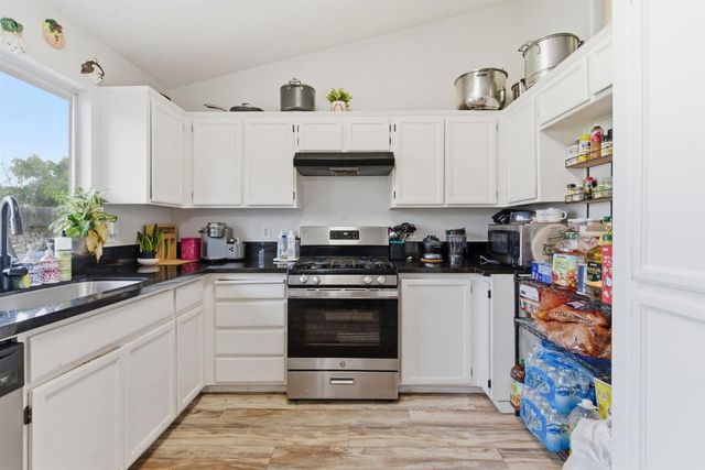 1773 W Willow Park Way, Stockton, CA 95206