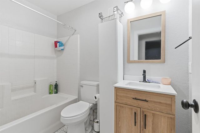 1773 W Willow Park Way, Stockton, CA 95206