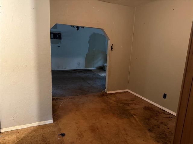 37477 Willow View Road, Tecumseh, OK 74873