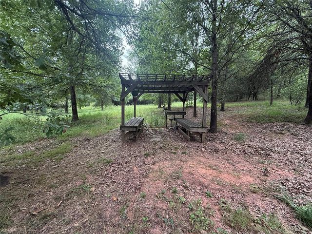 37477 Willow View Road, Tecumseh, OK 74873