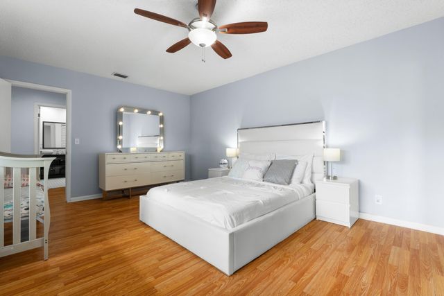 6327 Seven Springs Boulevard B, Greenacres, FL 33463