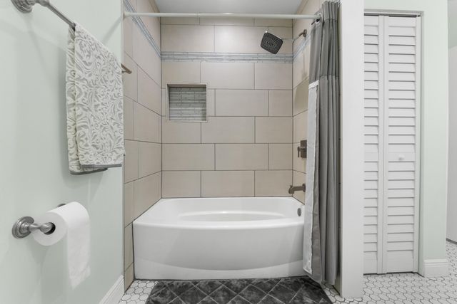 6327 Seven Springs Boulevard B, Greenacres, FL 33463