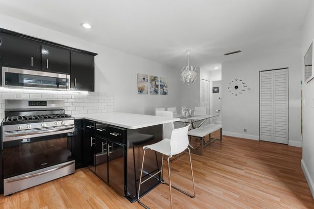 6327 Seven Springs Boulevard B, Greenacres, FL 33463