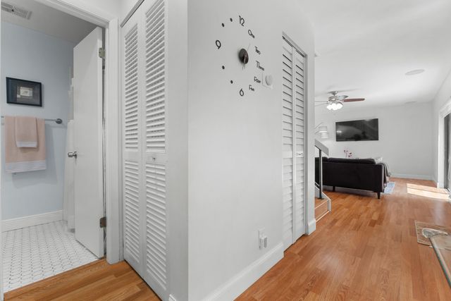 6327 Seven Springs Boulevard B, Greenacres, FL 33463