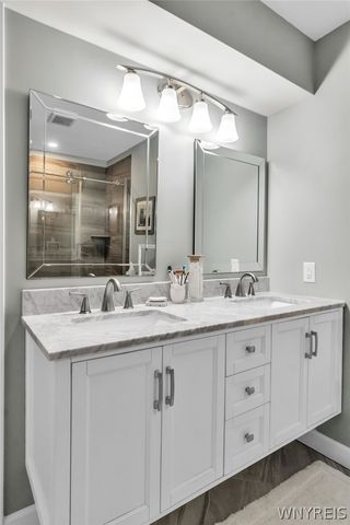 1095 Youngs Road C, Amherst, NY 14221