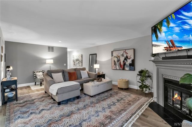 1095 Youngs Road C, Amherst, NY 14221