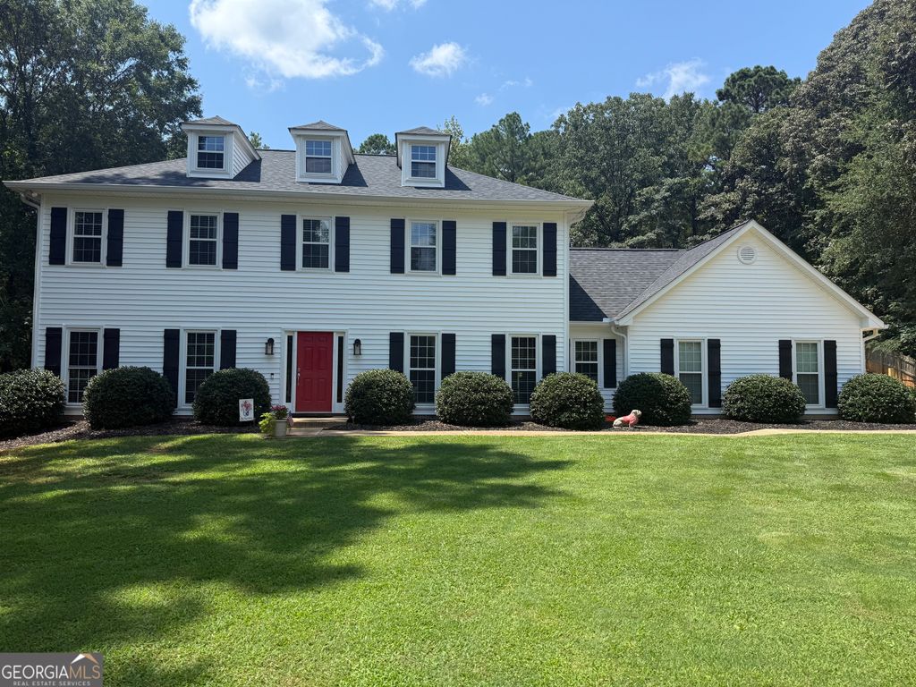 222 Village Drive, Lagrange, GA 30240