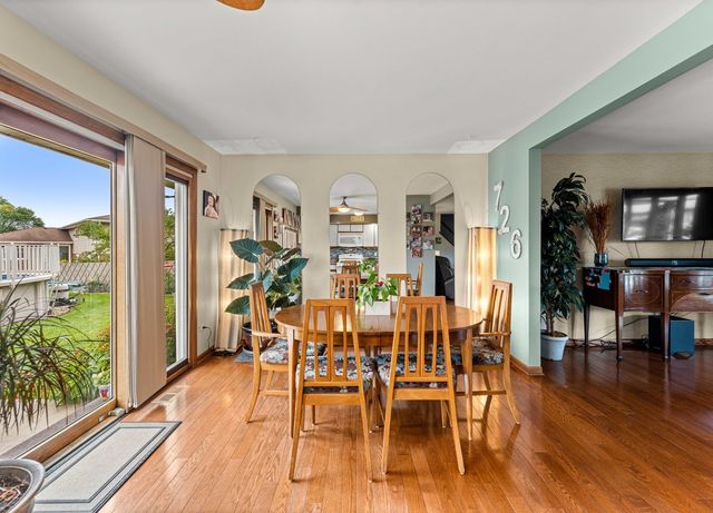 10926 Circle Court, Palos Hills, IL 60465