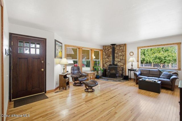 112 Sandy Ridge RD, Priest River, ID 83856