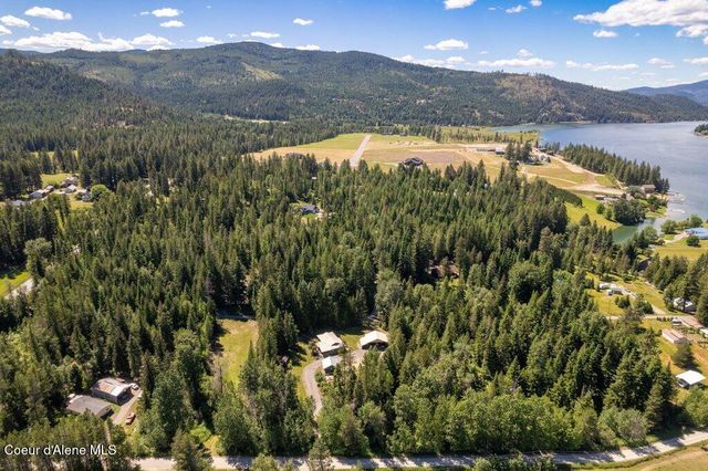 112 Sandy Ridge RD, Priest River, ID 83856