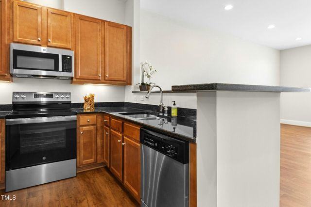 317 W Morgan Street 302, Raleigh, NC 27601