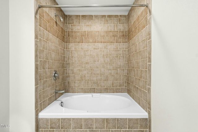 317 W Morgan Street 302, Raleigh, NC 27601