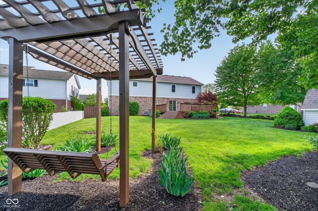4516 W Easy Street, New Palestine, IN 46163