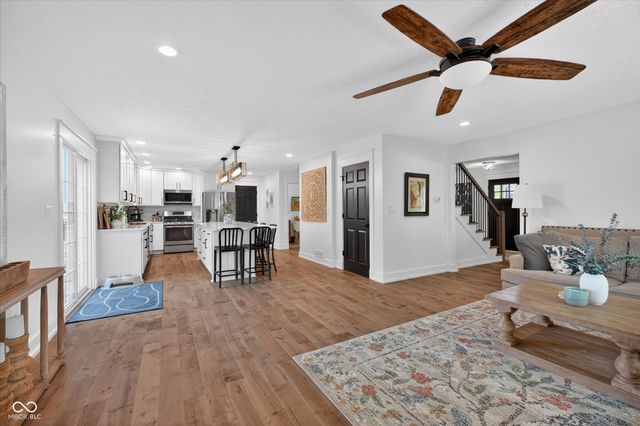 4516 W Easy Street, New Palestine, IN 46163