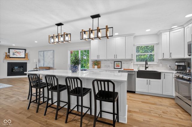 4516 W Easy Street, New Palestine, IN 46163