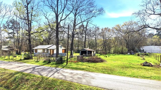 2636 Clanton Road, Conroe, TX 77301