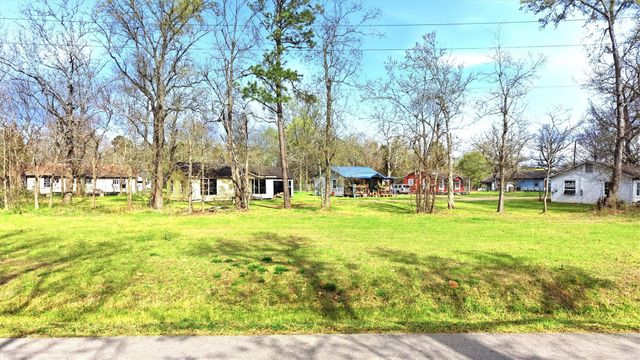 2636 Clanton Road, Conroe, TX 77301