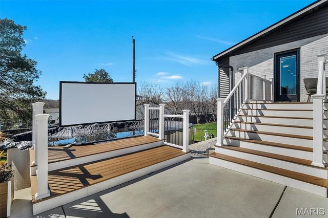 4108 Park Hill Court, Mehlville, MO 63125