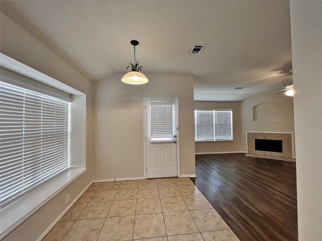 1516 Shady Shores Drive, Glenn Heights, TX 75154