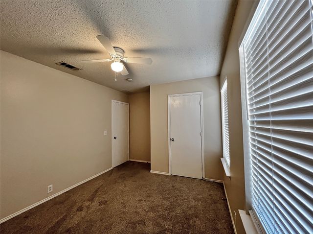 1516 Shady Shores Drive, Glenn Heights, TX 75154