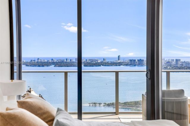 700 NE 24th St 4007, Miami, FL 33137