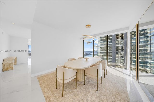 700 NE 24th St 4007, Miami, FL 33137