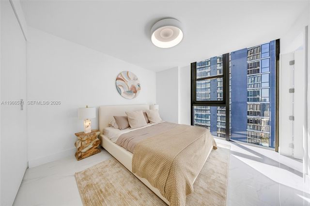 700 NE 24th St 4007, Miami, FL 33137