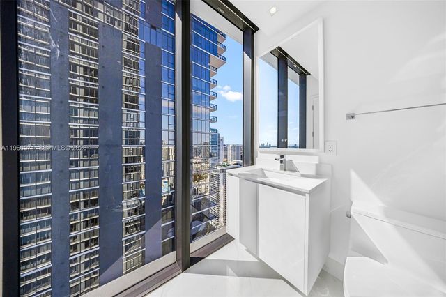 700 NE 24th St 4007, Miami, FL 33137