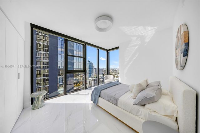 700 NE 24th St 4007, Miami, FL 33137