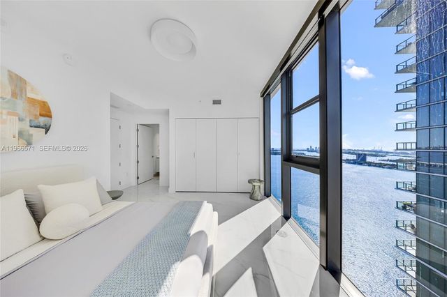 700 NE 24th St 4007, Miami, FL 33137