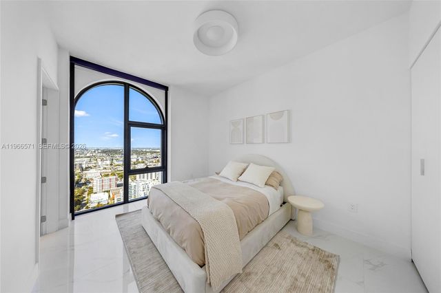 700 NE 24th St 4007, Miami, FL 33137