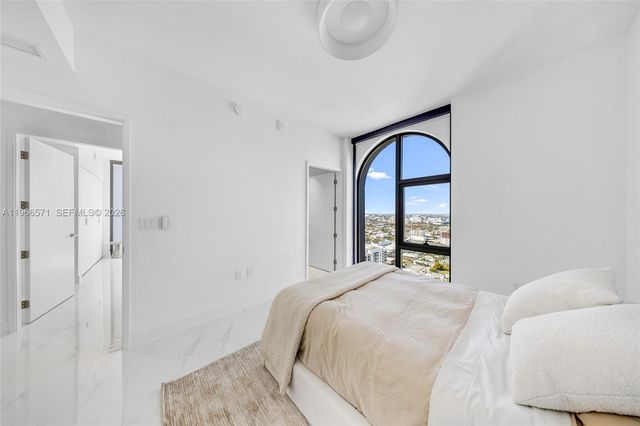 700 NE 24th St 4007, Miami, FL 33137