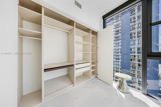 700 NE 24th St 4007, Miami, FL 33137