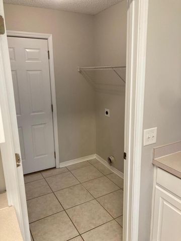 697 Ferguson Drive, Fort Walton Beach, FL 32547