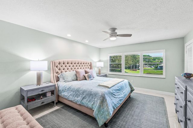 24 Stratford Drive E D, Boynton Beach, FL 33436