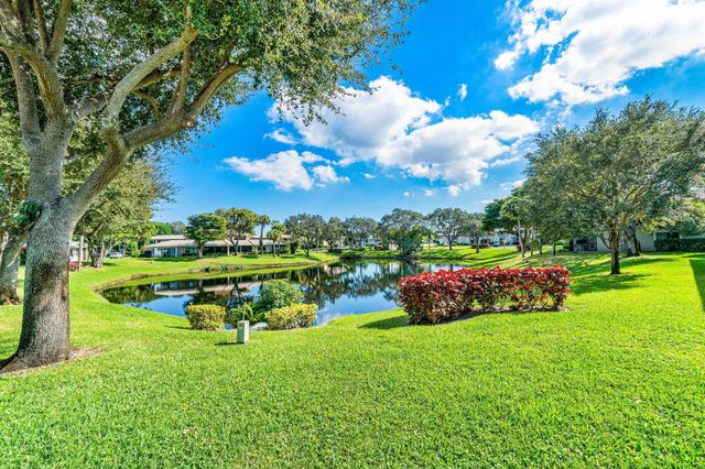 24 Stratford Drive E D, Boynton Beach, FL 33436
