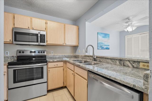 3705 SW 27TH STREET 611, Gainesville, FL 32608